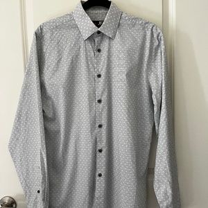 Black & White Men’s Long Sleeved Dress Shirt